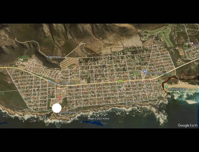 3 BEDROOM APARTMENT FOR SALE IN KLEINMOND CENTRAL